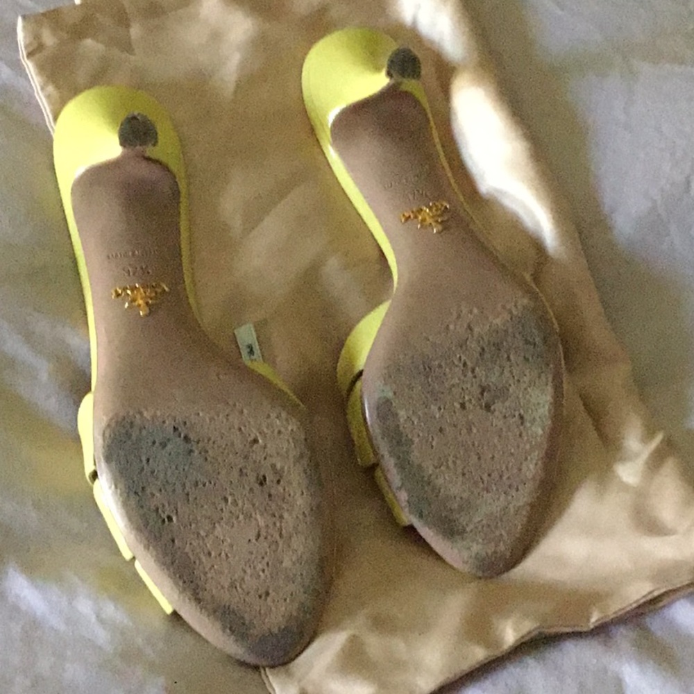 Sandals - Picture 2 of 5